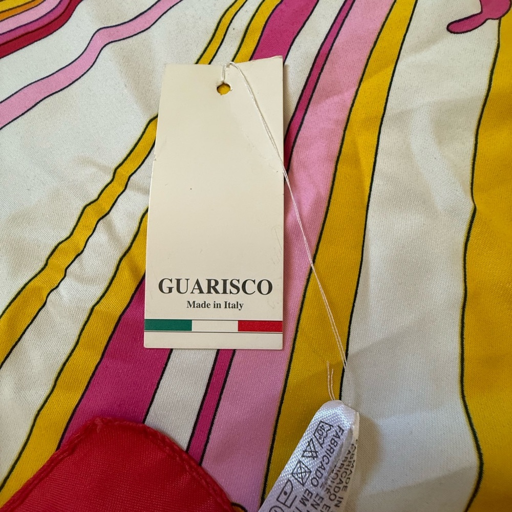 Guarisco Italy Floral Scarf - Picture 4 of 7